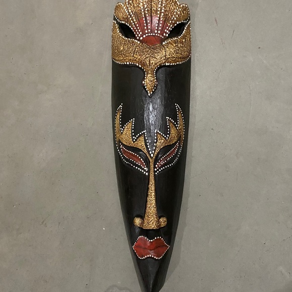 Decorative mask - Picture 1 of 5